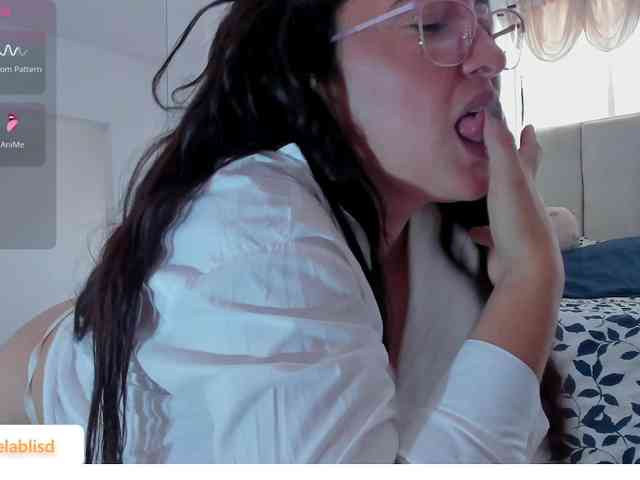 PamelaBliss webcam