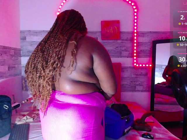 ebony-NeighborMoans live cam on BongaCams