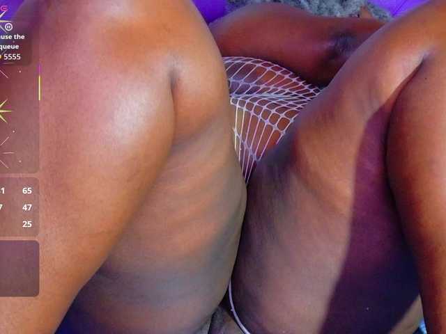 ebony-NeighborMoans live webcam show