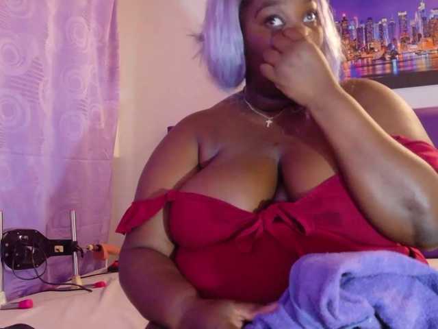 ebony-NeighborMoans live cam on BongaCams
