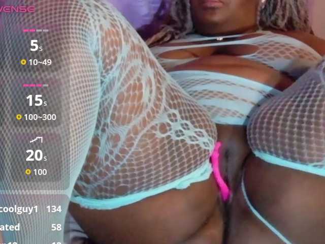 ebony-NeighborMoans, en vivo ahora en BongaCams