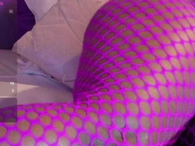 ebony-NeighborMoans live cam on BongaCams