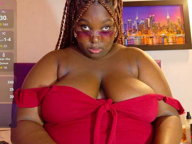 ebony-NeighborMoans live cam on BongaCams