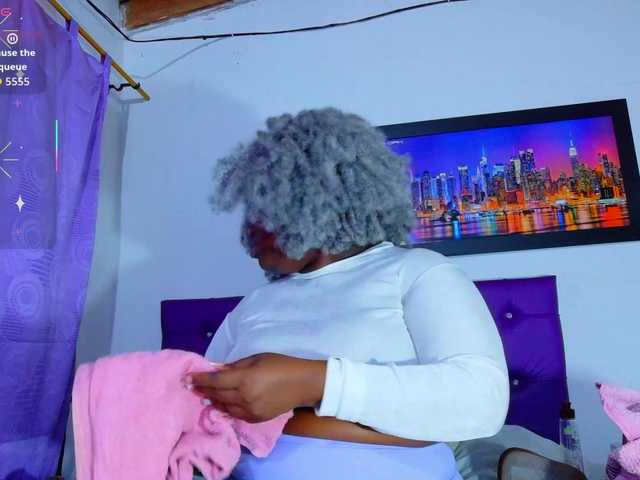 ebony-NeighborMoans live webcam show