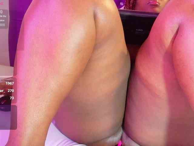 ebony-NeighborMoans webcam