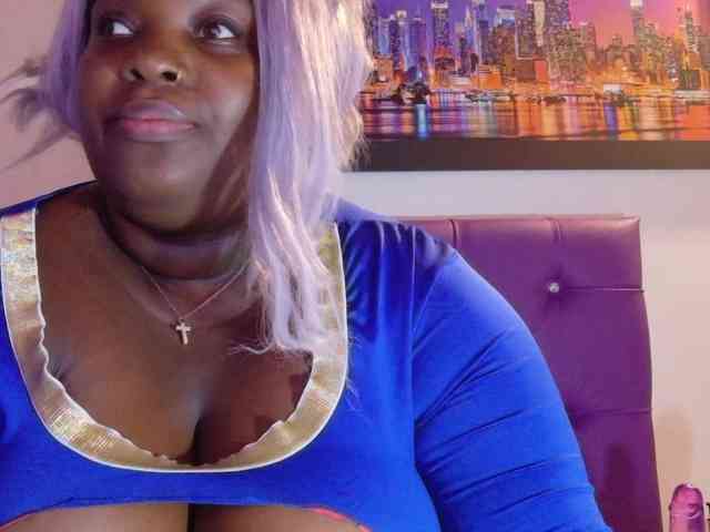 ebony-NeighborMoans webcam