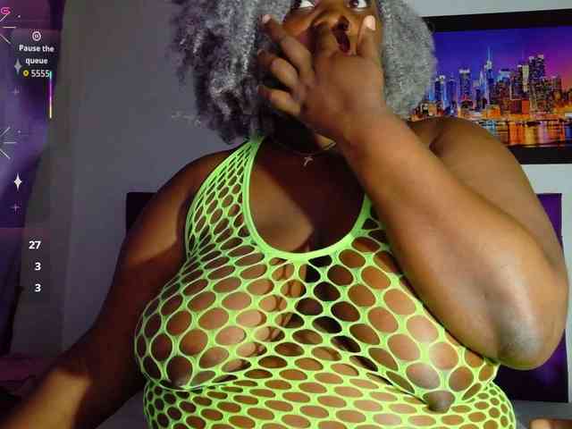 ebony-NeighborMoans webcam