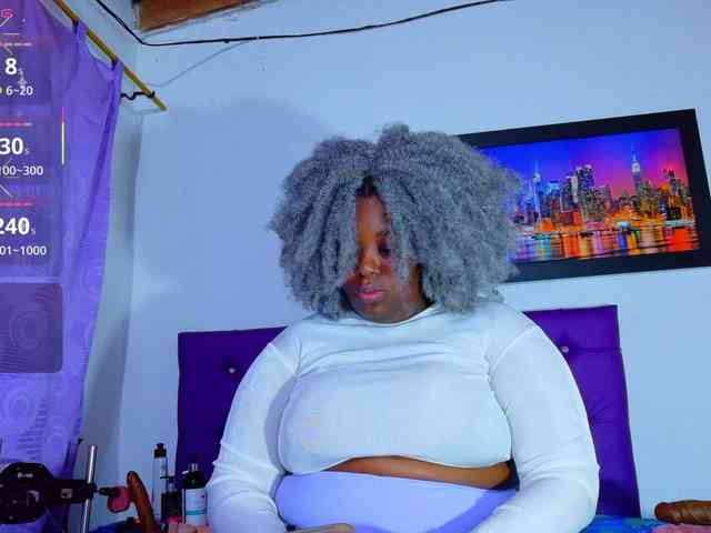 ebony-NeighborMoans webcam