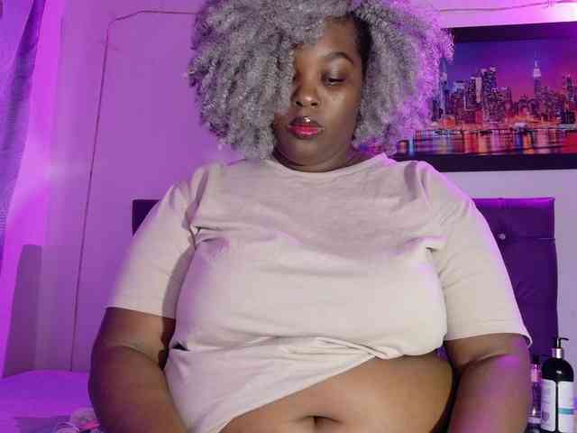 ebony-NeighborMoans webcam