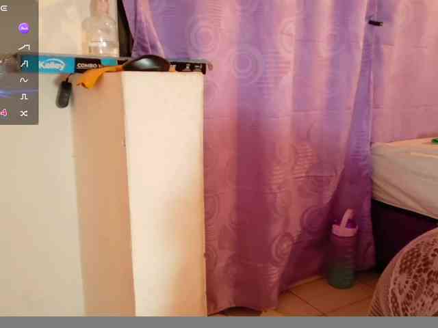 ebony-NeighborMoans webcam