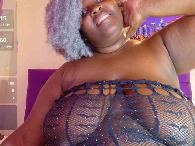 ebony-NeighborMoans webcam