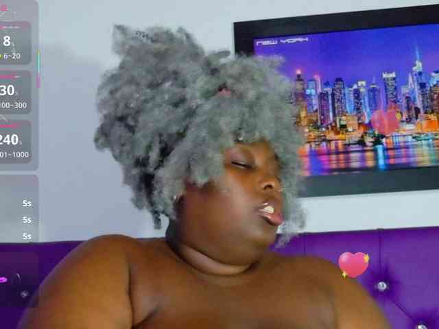 ebony-NeighborMoans webcam