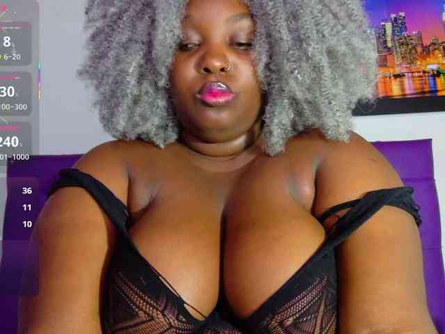 ebony-NeighborMoans webcam
