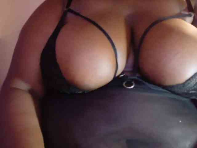 ebony-NeighborMoans