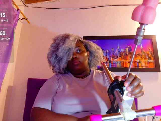 ebony-NeighborMoans webcam