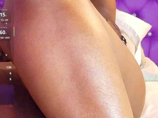 ebony-NeighborMoans webcam