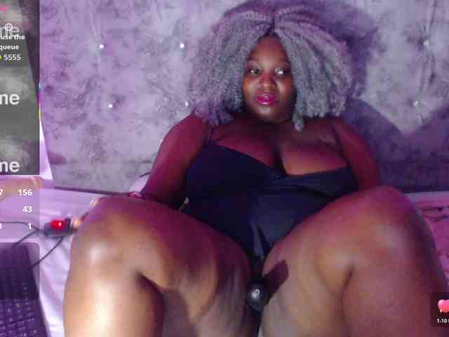 ebony-NeighborMoans webcam