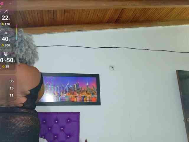 ebony-NeighborMoans webcam