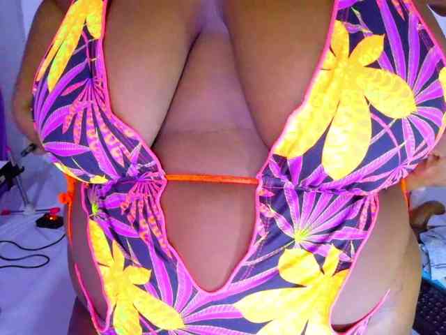 ebony-NeighborMoans