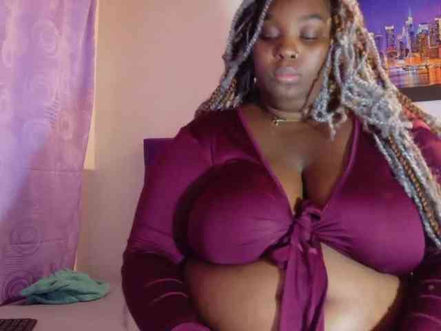 ebony-NeighborMoans webcam