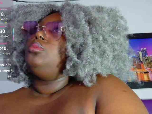 ebony-NeighborMoans webcam