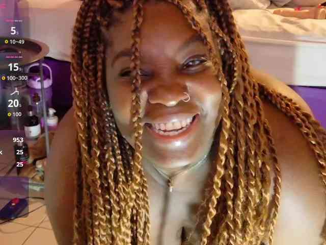 ebony-NeighborMoans webcam