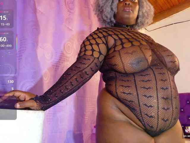 ebony-NeighborMoans webcam