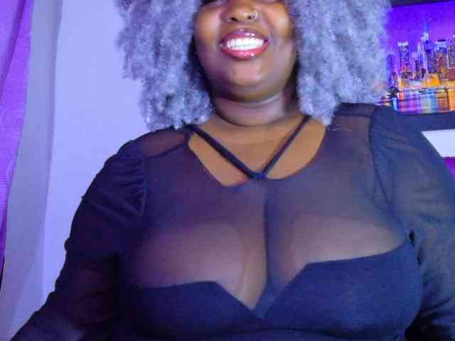 ebony-NeighborMoans webcam