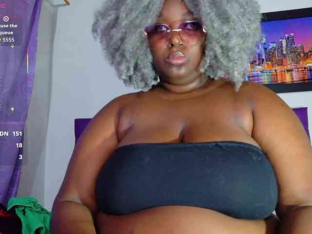 ebony-NeighborMoans webcam