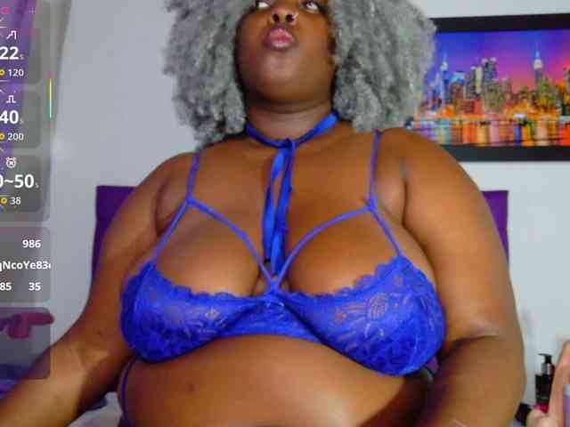 ebony-NeighborMoans webcam