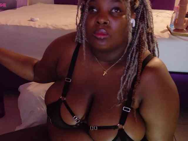 ebony-NeighborMoans