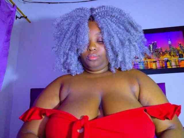 ebony-NeighborMoans webcam