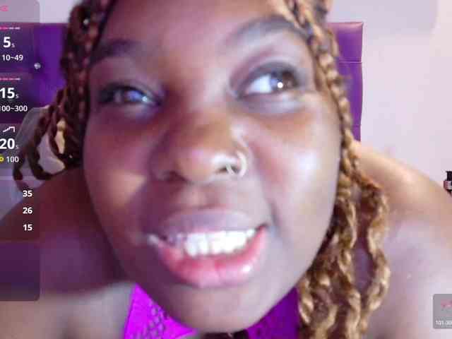 ebony-NeighborMoans webcam