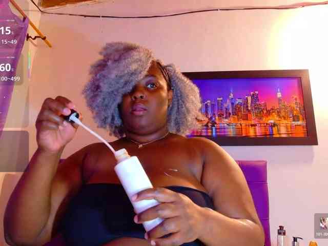 ebony-NeighborMoans webcam