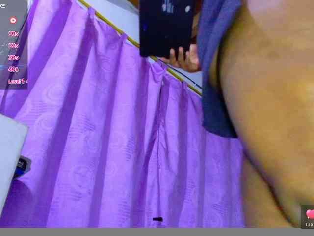 ebony-NeighborMoans webcam