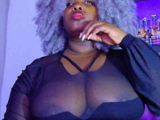ebony-NeighborMoans webcam