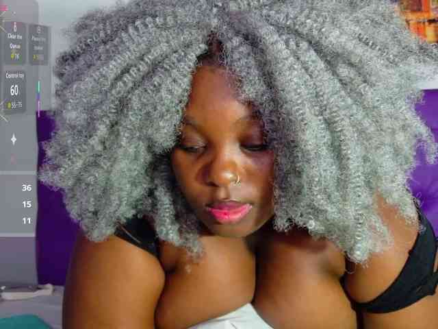 ebony-NeighborMoans webcam