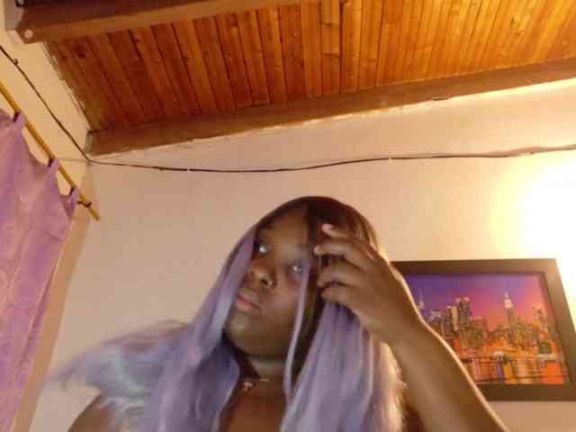 ebony-NeighborMoans webcam