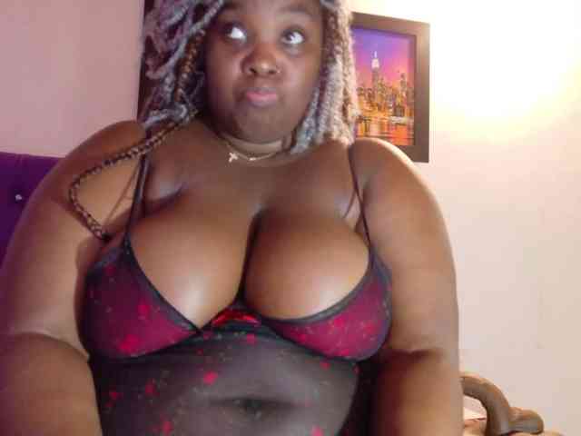 ebony-NeighborMoans webcam