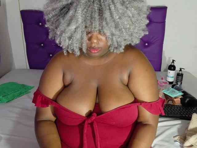 ebony-NeighborMoans