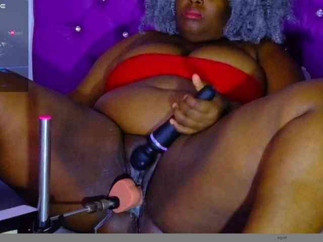 ebony-NeighborMoans webcam