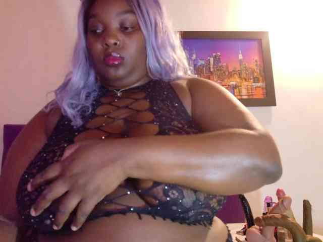 ebony-NeighborMoans webcam
