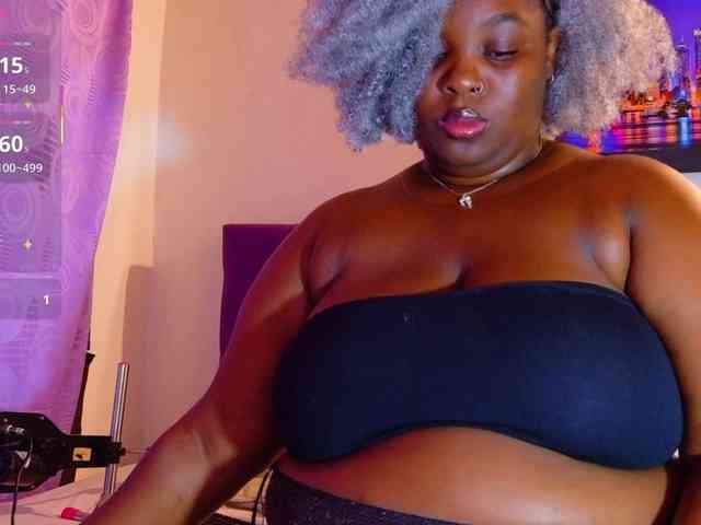 ebony-NeighborMoans webcam