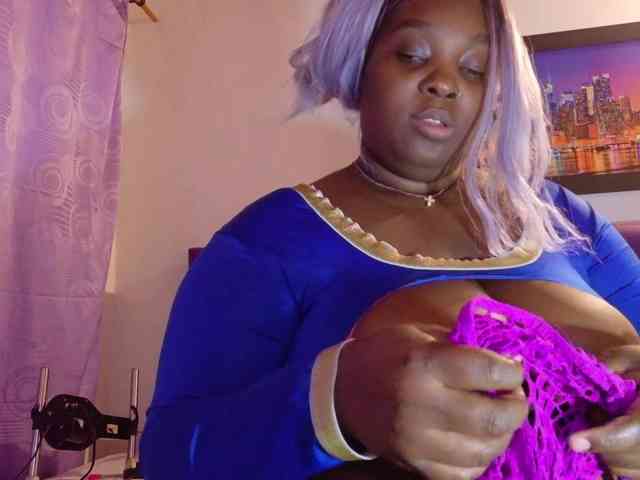 ebony-NeighborMoans webcam
