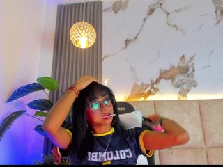 KhateMiller's Live Webcam