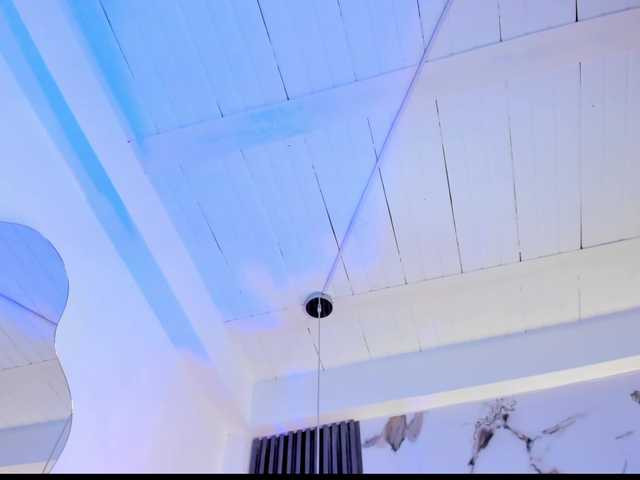 KhateMiller live cam on BongaCams