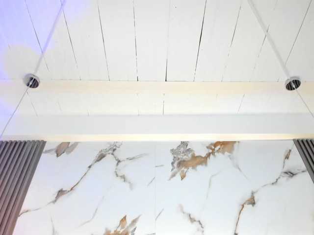 KhateMiller live cam on BongaCams