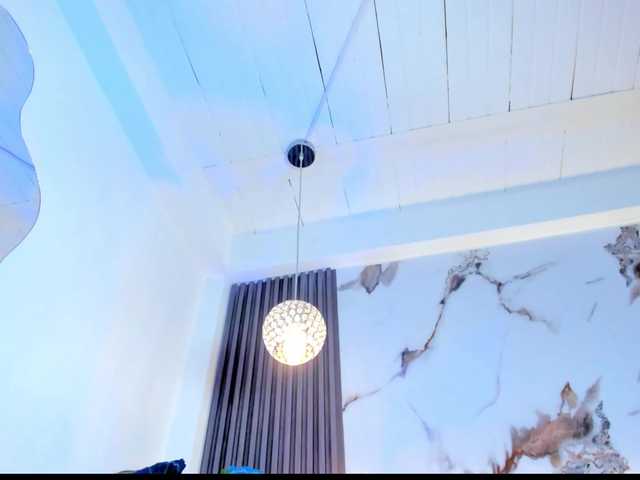 KhateMiller live cam on BongaCams