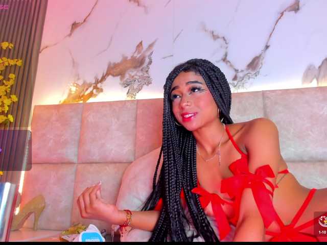 KhateMiller live cam on BongaCams