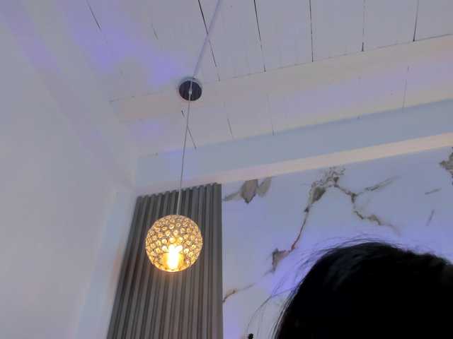 KhateMiller live cam on BongaCams